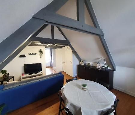 Studio Centre Ville 3Eme Etage Sans Ascenceur 圣波勒-德莱昂 外观 照片